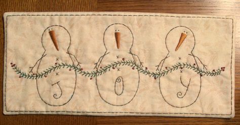 Primitive Snowman Stitchery Patterns Primitive Embroidery Patterns, Primitive Stitchery Patterns, Stitchery Patterns, Primitive Stitching, Primitive Embroidery, Primitive Stitchery, Primitive Patterns, Christmas Embroidery Patterns, Embroidery Hearts