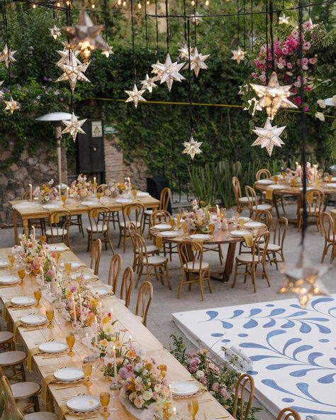 Your Wedding Aesthetics | A Vibrant and Elegant Wedding in San Miguel de Allende✨ Katherine and Kyle celebrated their union in the picturesque town of San Miguel de… | Instagram Reception Design Ideas, Elegant Mexican Wedding, Wedding Reception Tables Centerpieces, Long Table Wedding, Dream Wedding Reception, Wedding Reception Table Decorations, Wedding Reception Fun, Wedding Aesthetics, Wedding Reception Design