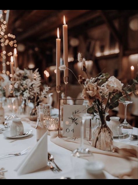 Romantic Wedding Setting, Neutral Wedding Decor, Romantic Wedding Ideas, Taupe Wedding, Beige Wedding, Brown Wedding, Wedding Theme Colors, Neutral Wedding, Wedding Table Decorations