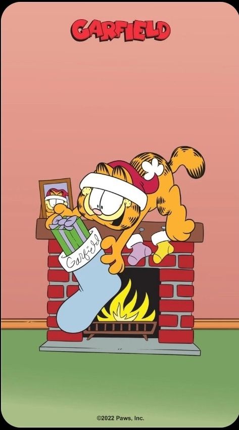 Garf Garfield Thanksgiving Wallpaper, Garfield Christmas Pfp, Garfield Phone Wallpaper, Garfield Christmas Wallpaper, Garfield Thanksgiving, Roadhouse Cinnamon Butter, Christmas Garfield, Texas Roadhouse Cinnamon Butter, Paper Napkin Folding Ideas