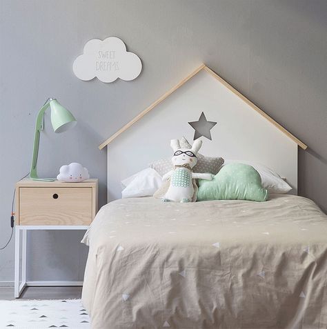 house headboard kids bed Kids Headboard, Kids Room Inspiration, Simple Bed, Toddler Bedrooms, Kids Interior, Kids' Bed, Baby Bedroom, Kids Room Design, Toddler Room