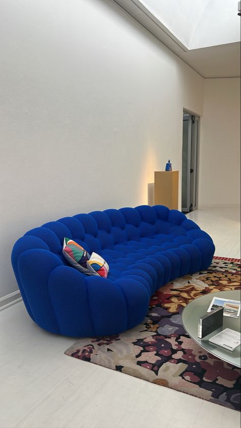 Bubble Couch, Cool Sofa, Bubble Sofa, Cool Couches, Dream Apartment Decor, Future Apartment Decor, Apartment Decor Inspiration, Amazing Ideas, Dream House Interior