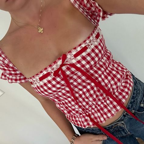 Vivienne Westwood, Fashion Sewing, Tumblr, Sunny Angel, Gingham Outfit, Beachy Outfits, Gingham Tops, Summer 24, Mode Style