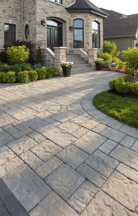 Walkways To Front Door, Slate Pavers, Front Walkway Landscaping, Traditional Patio, Slate Patio, Landscape Pavers, Outdoor Paving, Walkway Landscaping, Paving Design