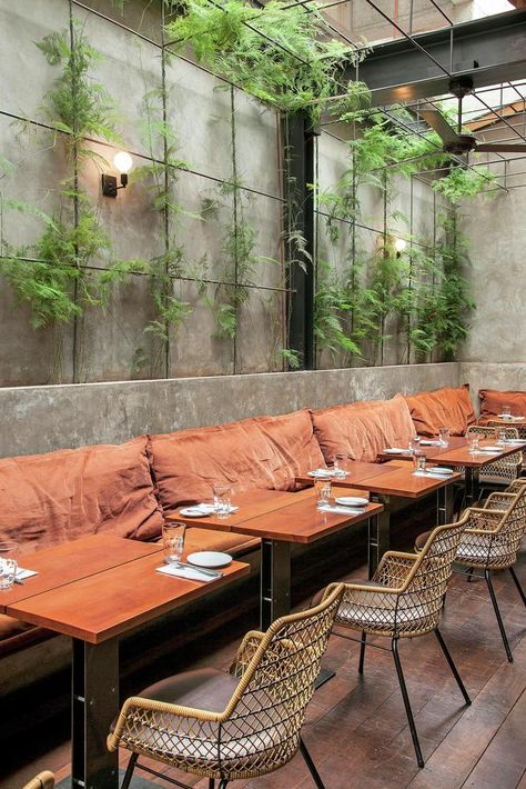 Gallery of Creating Vertical Gardens and Green Facades with Steel Cables - 16 Open Restaurant Design, Wall Plants Indoor, Cafe Industrial, Outdoor Restaurant Patio, Industrial Cafe, Industrial Style Home, Cafe Seating, Restaurant Patio, Restaurant Architecture