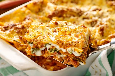 Easy Lasagne Recipes, Secret Sauce Recipe, Chef Jamie Oliver, Lasagne Sheets, Lasagne Recipes, Jamie Oliver Recipes, Trade Mark, Plum Tomatoes, Lasagna Recipe