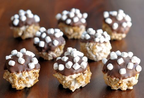 Chewy Smores Bites Graham Balls, Smores Bites, Chewy Molasses Cookies, Molasses Cookies Recipe, Life Kitchen, Kitchen Tips, S Mores, Sweets Desserts, Sweet Stuff