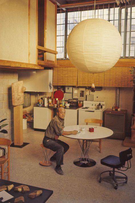 Pollo Tropical, Noguchi Lamp, Noguchi Coffee Table, John Pawson, Isamu Noguchi, Josef Albers, Island City, Long Island City, Design Del Prodotto