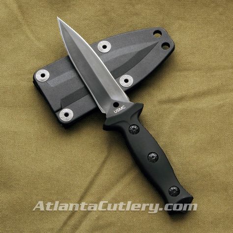 Apocalypse Survival Gear, Push Dagger, Boot Knife, Benchmade Knives, Pretty Knives, Glass Breaker, Dagger Knife, Prepper Survival, Work Gear