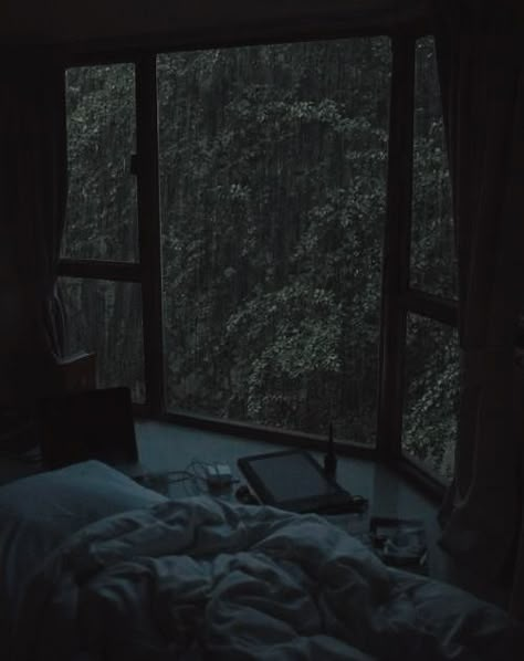 Dark Naturalism Aesthetic, Cozy Dark Bedroom, Dark Bedroom Decor, Dark Bedroom Aesthetic, Rainy Window, Dark Naturalism, Dark Windows, Rainy Day Aesthetic, Raining Outside