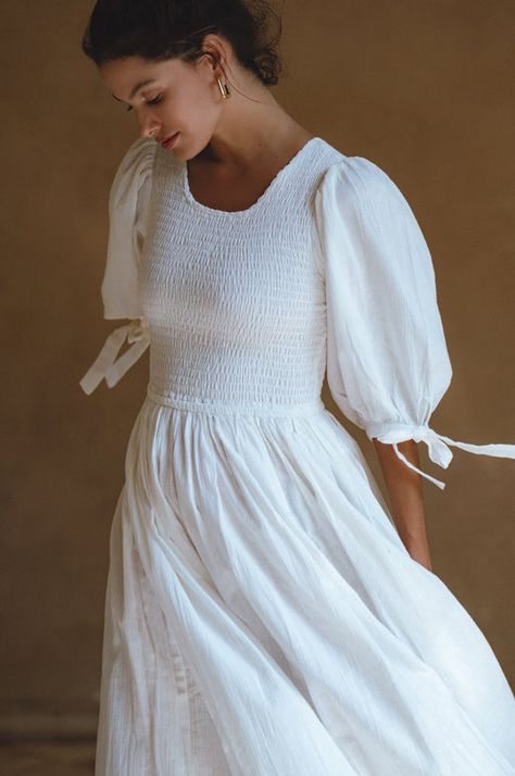 An online marketplace for an ethically and sustainably made collection of products. From basics to statement pieces, everything at Ezmey Boutique is curated to ensure quality and ethics. Oxford Booties, Linen Midi Dress, Puff Sleeve Dresses, Dress Inspo, Puffy Sleeves, White Midi Dress, Feminine Look, Smock Dress, Womens Clothing Sizes