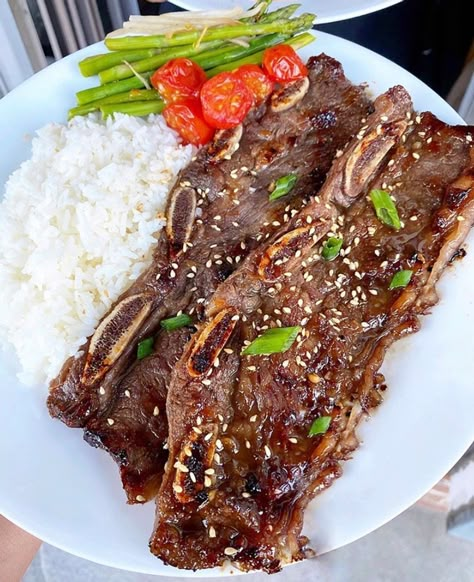 Flanked Beef Short Ribs, Flank Ribs Recipes, Korean Beef Ribs Recipe, Braising Ribs Recipe, Korean Beef Ribs, Hibachi Food, Beef Chuck Short Ribs, Kalbi Short Ribs, Korean Braised Short Ribs