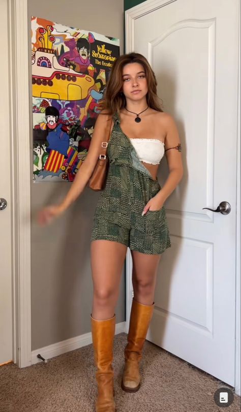 Indie Folk Concert Outfit Summer, Afternoon Outfit Casual, Hippy Concert Outfit, Summer Brewery Outfit, Folk Concert Outfit Summer, Sublime Concert Outfit, Summer Cabin Outfit, Cute Casual Date Outfits, 70s Concert Outfit