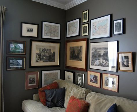 Frames Corner Gallery Wall, Frame Arrangement, Corner Art, Photo Corner, Corner Bookshelf, Toronto Houses, Living Room Corner, Gallery Wall Inspiration, Appartement Design