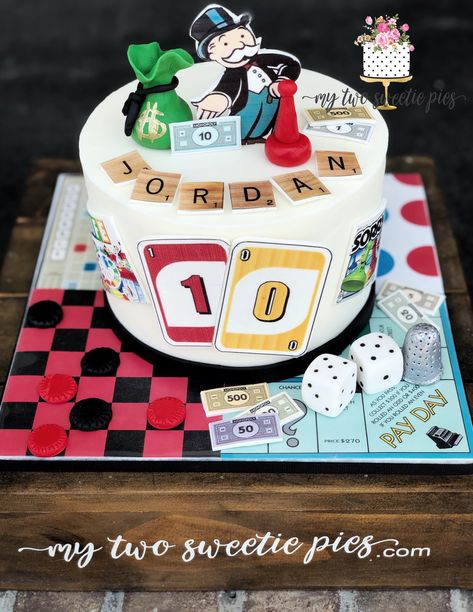 BOARD GAME birthday Bored Game Birthday Party, Board Game Cupcake Toppers, Board Game Cupcakes, Game Night Cake Ideas, Board Game Cake Ideas, Game Night Birthday Cake, Board Game Party Theme Decor, Board Game Birthday Party Ideas, Board Game Birthday Cake