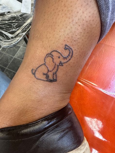 Inner ankle Inner Ankle Tattoo, Inner Ankle Tattoos, Tattoo On Ankle, Tattoo Large, Ankle Tat, Cute Tats, Elephant Tattoo, Ankle Tattoo, Tattoo On