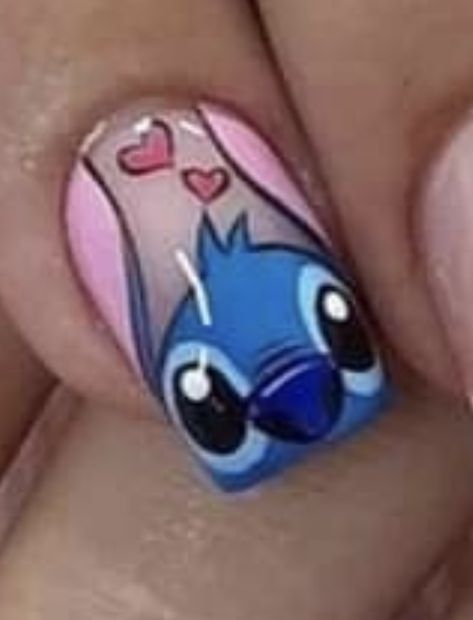 Nail Designs Stitch, Stitch Short Nails, Short Stitch Nails, Stitch Nails Short, Bluey Nail Ideas, Stitch Nails Disney, Nail Art Stitch, Stitch Nail Designs, Lilo And Stitch Nails