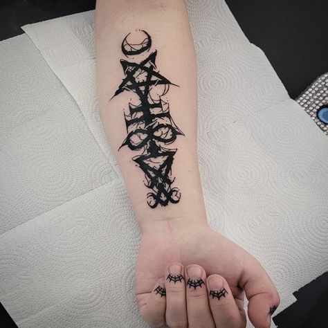 Dancing Devil Tattoo, Lilith Sigil Tattoo, Shin Tattoo Men Ideas, Lucifer Sigil Tattoo, Leviathan Cross Tattoo, Gothic Tattoos Men, Satanism Tattoo, Small Satanic Tattoos, As Above So Below Hands