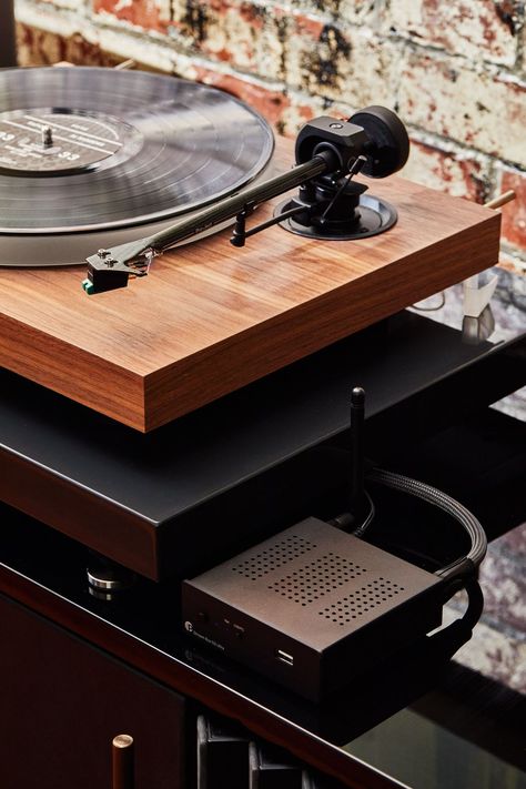 What Does “Hi-Fi” Even Mean Anymore? This Is What the Experts Say Cambridge Audio, Phono Cartridge, Bookshelf Speakers, Hi-fi, Digital Audio, Audio Equipment, Wireless Speakers, Audiophile, Tech Gadgets