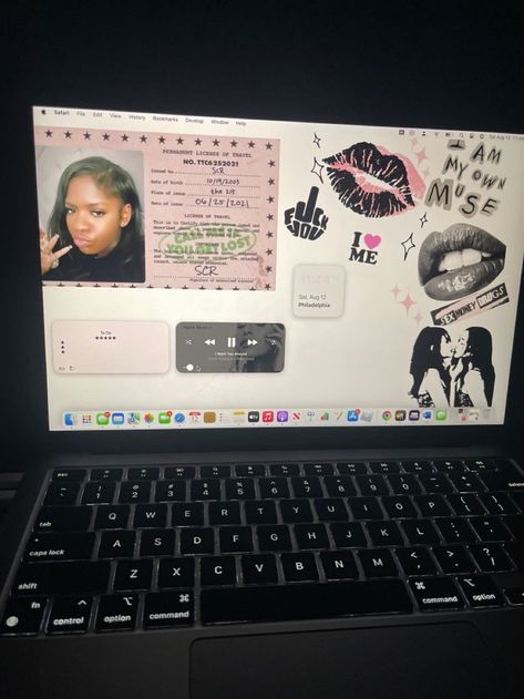 Macbook Wallpaper Customized, Macbook Aesthetic Customization, Custom Desktop Wallpaper, Viral Macbook Wallpaper, Macbook Wallpaper Canva, Macbook Lockscreen Aesthetic, Custom Macbook Wallpaper, Custom Wallpaper Iphone, Her Ipad Wallpaper