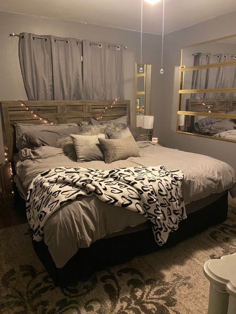 I am obsessed. These mirrors + command strips equals LOVE!! Bedding Ideas Couples, Walmart Mirror, Realistic Bedroom, Amazing Beds, Sneakerhead Room, Mtv Cribs, First Apartment Decorating, Warm Home Decor, House Essentials