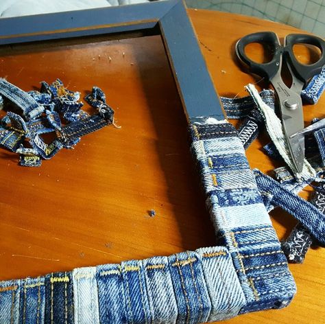 Återvinna Jeans, Artisanats Denim, Jean Diy, Denim Crafts Diy, Diy Jeans, Blue Jeans Crafts, Denim Projects, Recycled Jeans, Jean Crafts