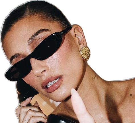 Kendall Jenner Sunglasses, Eyewear Photography, Red Cat Eye Sunglasses, Hailey Rhode Baldwin, Saint Laurent Fashion, Ysl Sunglasses, Model Sunglasses, Saint Laurent Sunglasses, Chic Sunglasses