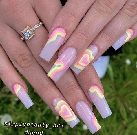 Tomorrowland Nails, Rave Nails Designs, Rave Nails, Groovy Design, Drip Nails, Vibrant Nails, Simple Acrylic Nails, Instagram Nails, Acrylic Nails Coffin Short