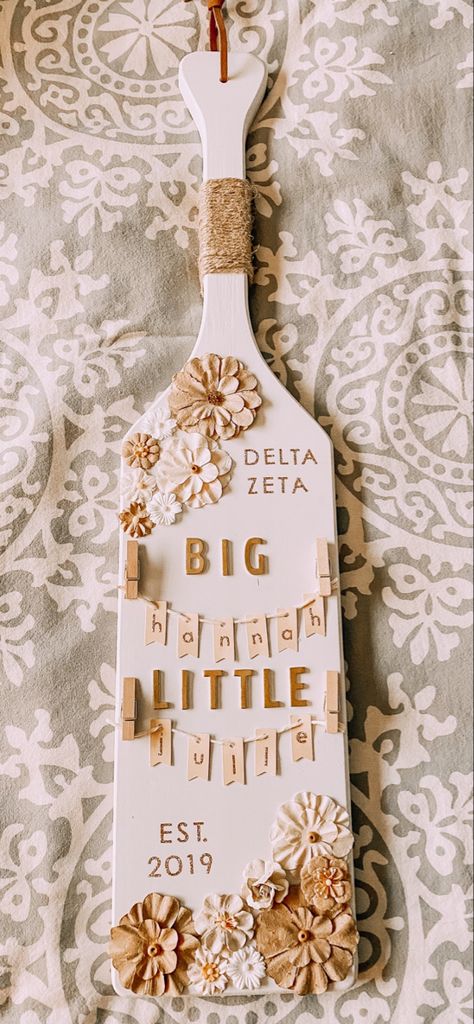 Fraternity Paddles Ideas, Paddle Board Ideas Sorority, Big Lil Paddles Ideas, Paddle For Sorority, Tri Delta Paddle Ideas, Paddles For Sorority, Paddles For Big Sorority, Big Sorority Paddles, Delta Zeta Paddle Ideas