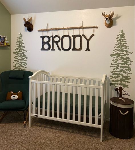 Boy Hunting Nursery, Magical Kids Room, Woodsy Nursery, Rustic Boy Nursery, Baby Boy Room Themes, Western Nursery, Baby Mobile Felt, Boy Nursery Themes, Outdoor Nursery