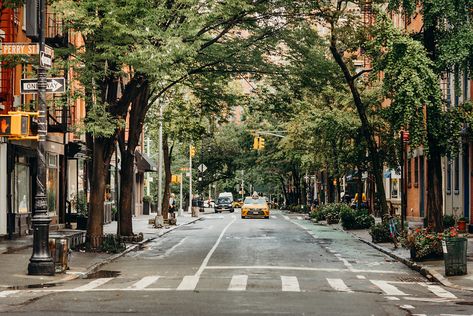 Bleecker Street Is The Place To Be Bleecker Street Nyc, Bleeker Street Nyc, Nyc 2023, New York City Night, West Village Nyc, Rory Culkin, Nyc Travel Guide, Fall City, New York City Aesthetic