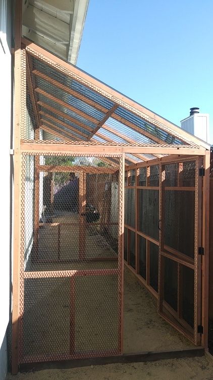 Free Catio Plans How To Build, Cat Proof Patio, Enclosed Cat Patio, Cat Porch Enclosure, Catio Plans Diy Easy, Small Catio Cats, Diy Catio Plans Free, Catio Plans Diy, Cat Room Outdoor