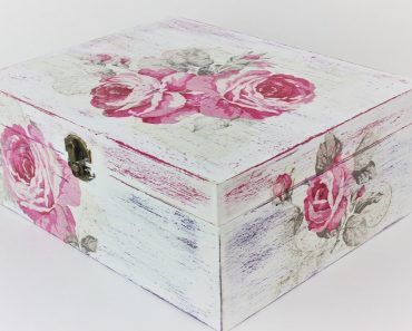 Decoupage Tutorial, Decoupage Wood, Painted Wooden Boxes, Decoupage Glass, Napkin Decoupage, 3d Quilling, Decoupage Diy, Decoupage Furniture, Decoupage Box