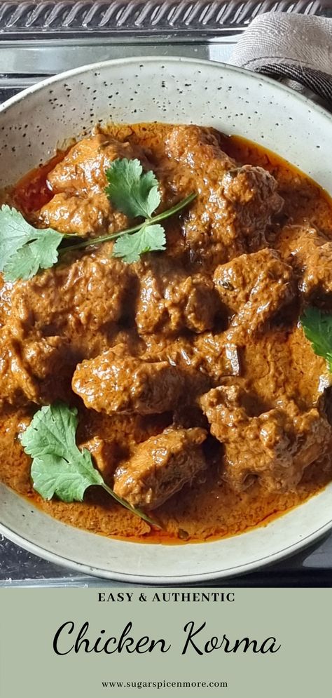 Indian Style Chicken Recipes, Pakistani Dishes Recipes, Indian Korma Recipe, Chicken Pakistani Recipe, Pakistan Cuisine, Chicken Recipes Pakistani Style, Chicken Korma Recipe Easy, Crock Pot Chicken Korma, Chicken Korma Slow Cooker