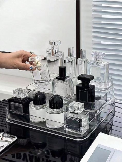 Fragrance Shelf, Perfume Holder, Makeup Shelves, Dorm Room Styles, Perfume Storage, Rum Cocktail Recipes, Makeup Display, Makeup Area, Outfit Hombre