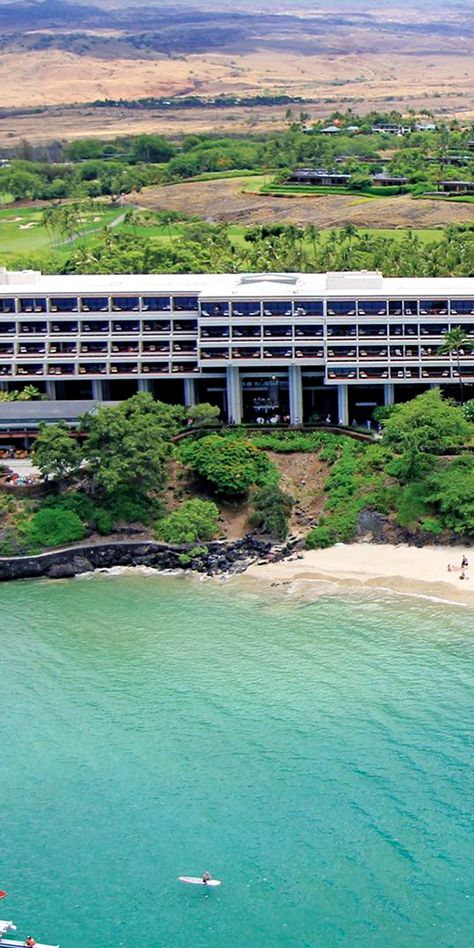 Mauna Kea Beach Hotel provides vacationers a luxury experience within a unique and historic location. 🌞 ------------- #hawaii #beach #resort #resorts #vacation #travel Mauna Kea Beach Hotel, Tropical Travel Destinations, Marriott Resorts, Mauna Kea, Tropical Travel, Luxury Experience, Hawaii Beach, Marriott Hotels, Beach Hotel