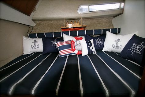 love to update the boat interior to something similiar to this! Boat Makeover, Boat Bed, Boat Interior Design, Sailboat Interior, Sailboat Living, Living On A Boat, Boat Decor, Cabin Cruiser, Diy Boat