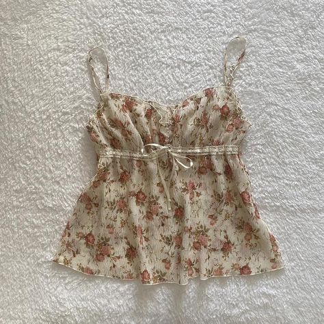 coquette japanese floral babydoll cami top, sheer... - Depop Baby Doll T Shirt, Flowy Vintage Dresses, Babydoll Tops Aesthetic, Vintage Coquette Outfits, Babydoll Top Outfit, Baby Doll Shirt, Babydoll Cami Top, Babydoll Tops, Coquette Top