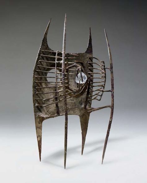 10 things to know about Lynn Chadwick | Christie's Lynn Chadwick, Anatomy Sculpture, Geometric Figures, Steel Sculpture, Metal Art Sculpture, Arte Sketchbook, Professional Art, Wire Sculpture, Zaha Hadid