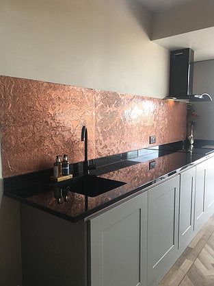 Copper Splashback Kitchen, Copper Wall Tiles, Copper Splashback, Veneer Kitchen, Metal Backsplash Kitchen, Brick Tile Floor, Copper Tile Backsplash, Slate Cladding, Copper Kitchen Backsplash