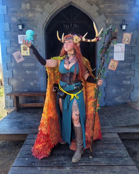 Dragon Ren Faire Costume, Kenku Cosplay, Dungeons And Dragons Cosplay, Keyleth Cosplay, Dnd Cosplay, Every Other Weekend, Dragon Cosplay, Drawing Figures, Lady Knight