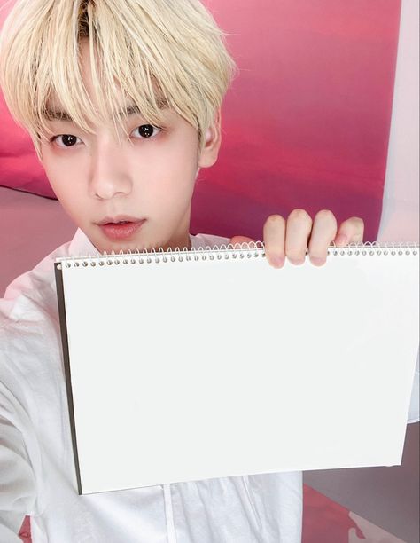 Txt Funny, Funny Boyfriend, Blank Sign, Choi Soobin, Txt Soobin, Sticker Template, Blue Bunny, Boyfriend Humor, Love My Boyfriend