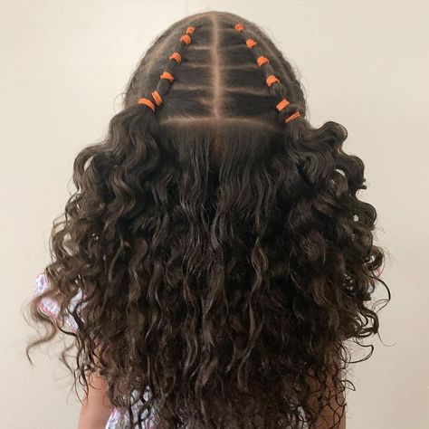 Rubber Band Hairstyle, Baby Girl Hairstyles Curly, Rubber Band Hairstyles, Easy Little Girl Hairstyles, Girl Hair Dos, Kids Curly Hairstyles, Cute Curly Hairstyles, Toddler Hairstyles Girl, Natural Hairstyles For Kids