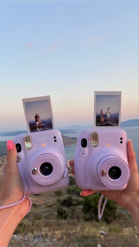 Polaroid Camera Aesthetic, Polaroid Camera Pictures, Instax Mini Ideas, Instax Mini 12, Instax Mini 11, Film Camera Photography, Instax Mini Camera, Instax Camera, Instax Photos