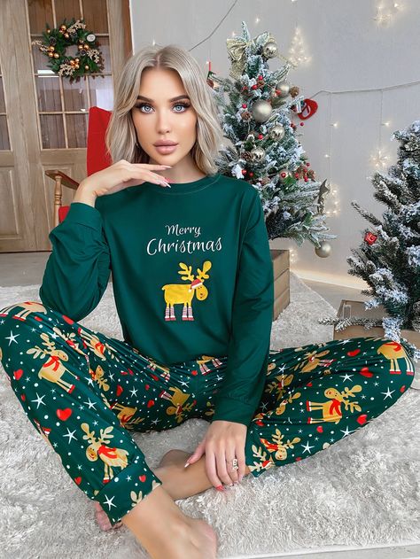 Christmas Pajamas Women's, Christmas Night Outfit, Christmas Pjs Women, Christmas Pyjamas, Womens Christmas Pajamas, Christmas Pj, How To Dress A Bed, Christmas Pajama Set, Shirt Pant Set