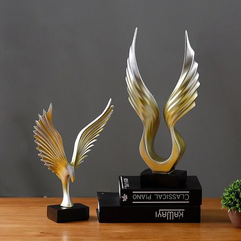 Cafe Display, Resin Angels, Gold Statue, Trophy Design, Garden Sculptures, Bird Statues, Angels In Heaven, Nordic Modern, Business Gift