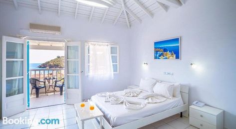 LIMNIONAS VILLAGE (Kámpos Marathokámpou) - Accommodation Reviews, Photos, Rate Comparison - Tripadvisor Greek Style Home, Beach Hotel Room, Santorini House, Mediterranean Interior, Beach House Interior Design, Skiathos, House By The Sea, Casa Container, Beach House Interior