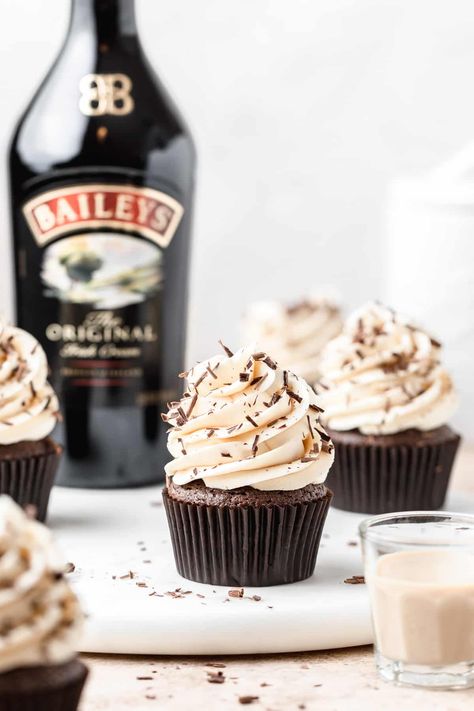 Baileys Cupcakes Recipe Irish Cream, Baileys Cupcake Recipes, Irish Cream Cupcakes Baileys, Baileys And Coffee Cupcakes, Bailey Irish Cream Cupcakes, Irish Cream Frosting Baileys, Baileys Chocolate Cupcakes, Guinness Cupcakes Baileys Frosting, Baileys Cupcakes With Cake Mix Recipe