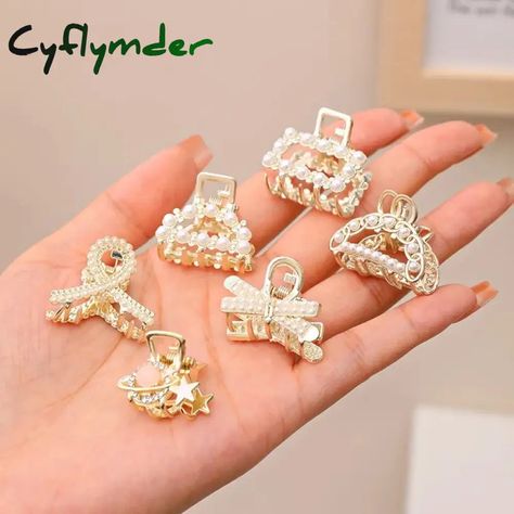 SPECIFICATIONS Material: Alloy Applicable Season: Four Seasons Gender: WOMEN Feature: Decorate Style: fashion Pattern Type: Geometric Item Type: headwear Type: Hair Claws Model Number: women girls hair accessories Product Details 6/8/10PCS/Set Small Rhinestone Pearls Geometric Metal Hair Claws For Women Girls Sweet Mini Hair Clips Hairpins Hair Accessories Packed:6/8/10pcs/set packing Mini Hair Clips, Accessories Packing, Metal Hair, Hair Claws, Girls Sweet, Metallic Hair, Girls Hair Accessories, Girls Hair, Fashion Pattern