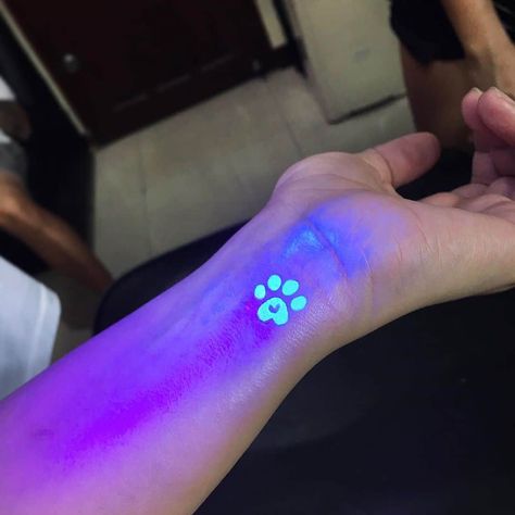 Glowing Tattoos, Uv Ink Tattoos, Uv Tattoos, Glow Tattoo, Black Light Tattoo, Neon Tattoo, Dark Tattoos, Bright Tattoos, Uv Tattoo